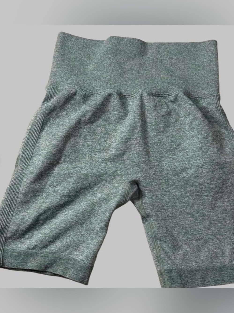 Women Heathered Sage Seamless High Waisted Bikers Shorts - Size Large